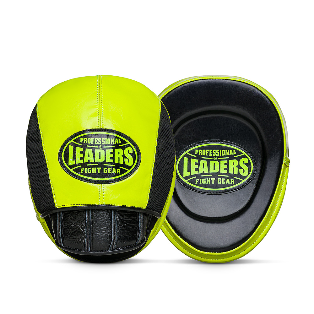  Лапы тренерские LEADERS SCARABAEUS CURVED BK/GN 