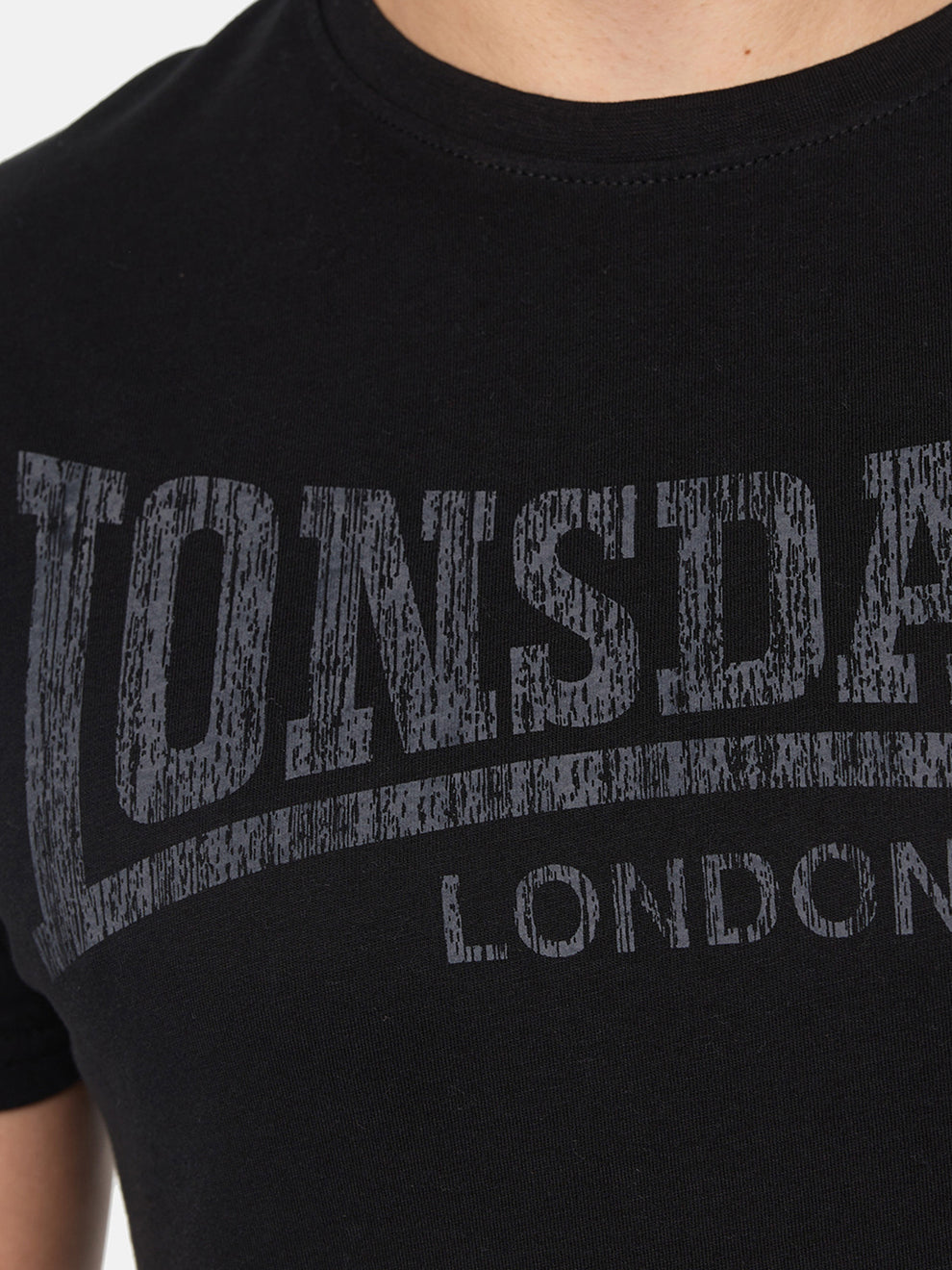  Футболка LONSDALE LOGO KAI Black 