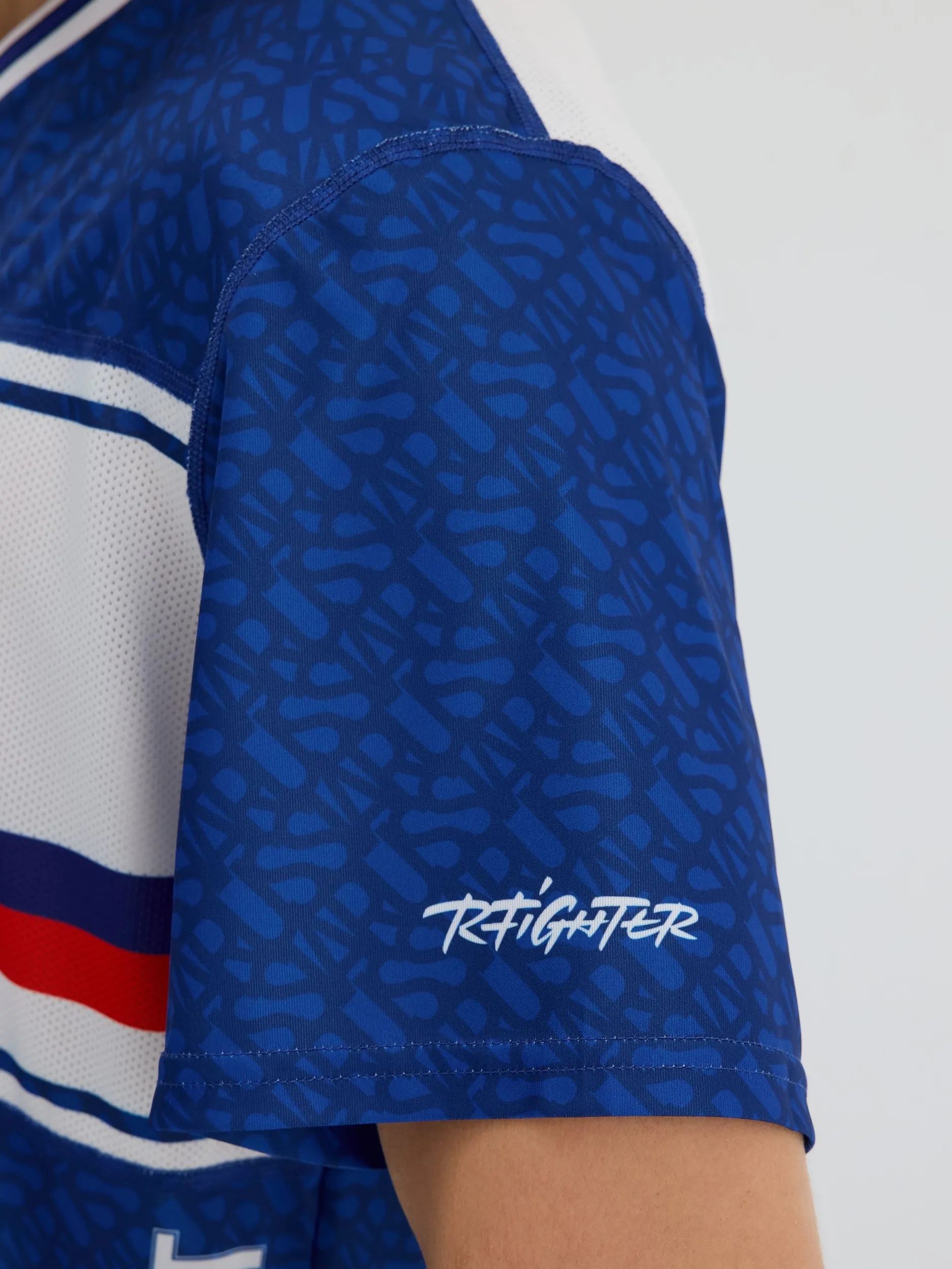  Футболка RFighter КИКБОКСИНГ c V-образный вырезом синяя 