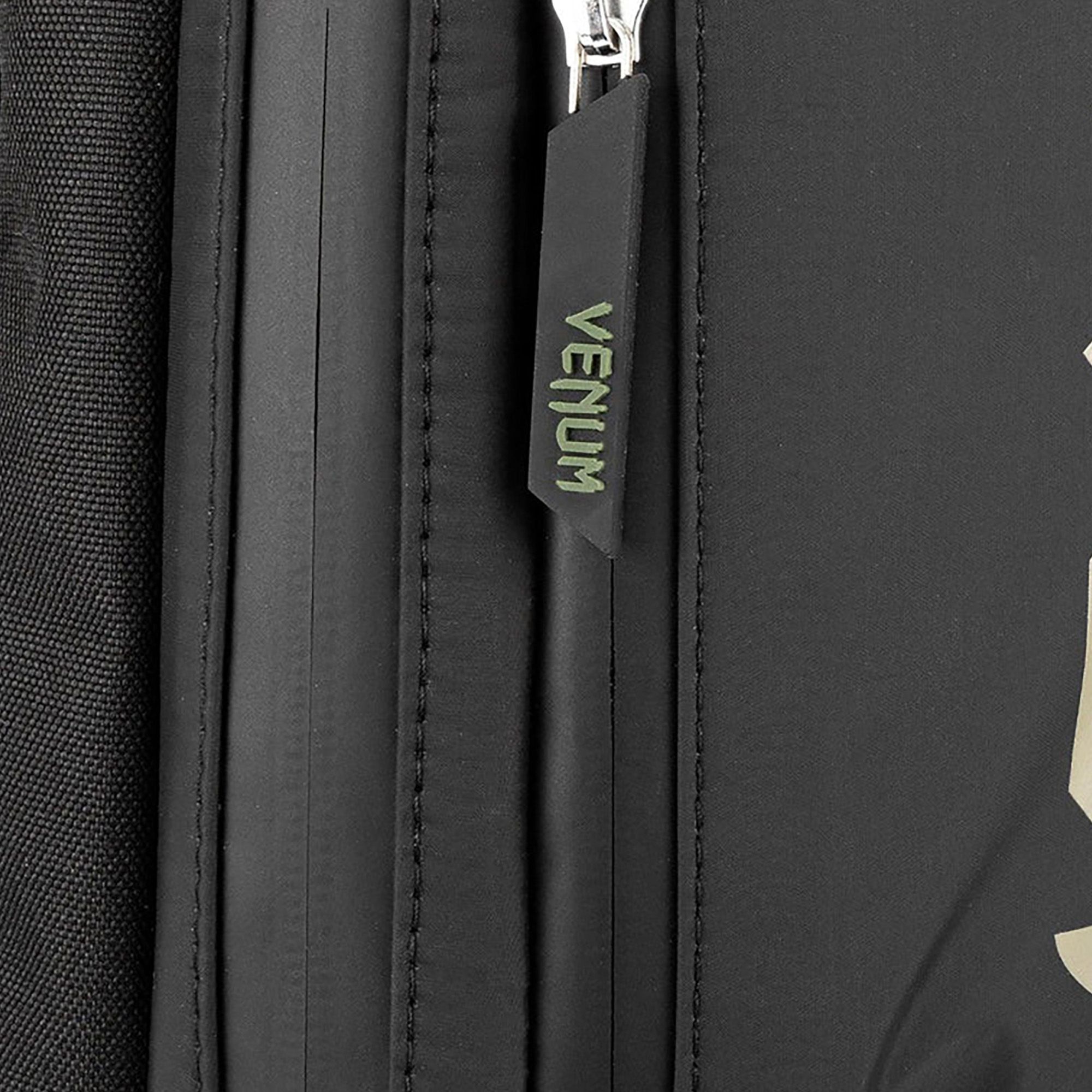 Рюкзак Venum Challenger Pro Evo черный хаки 
