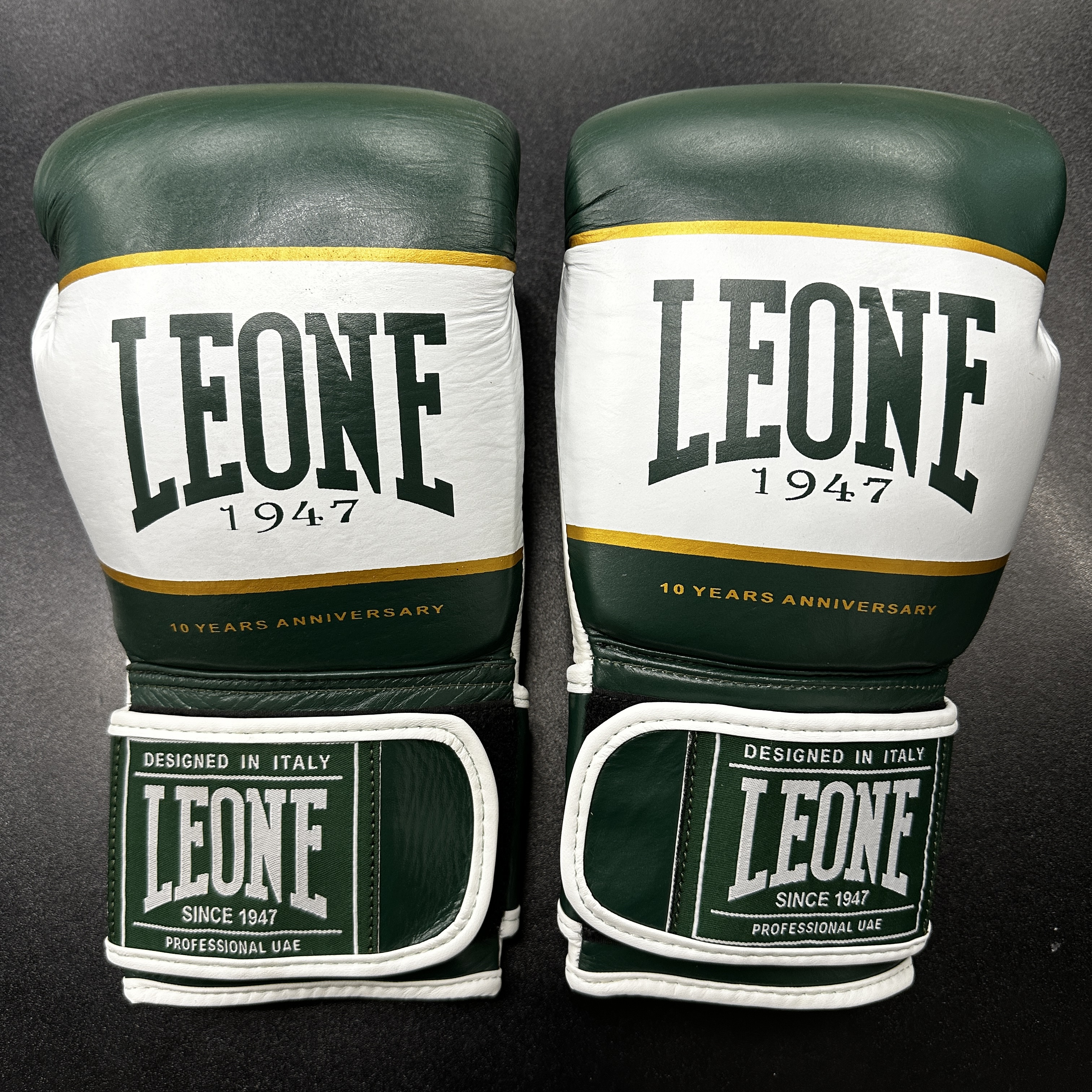  Боксерские перчатки Leone 1947 зеленые 