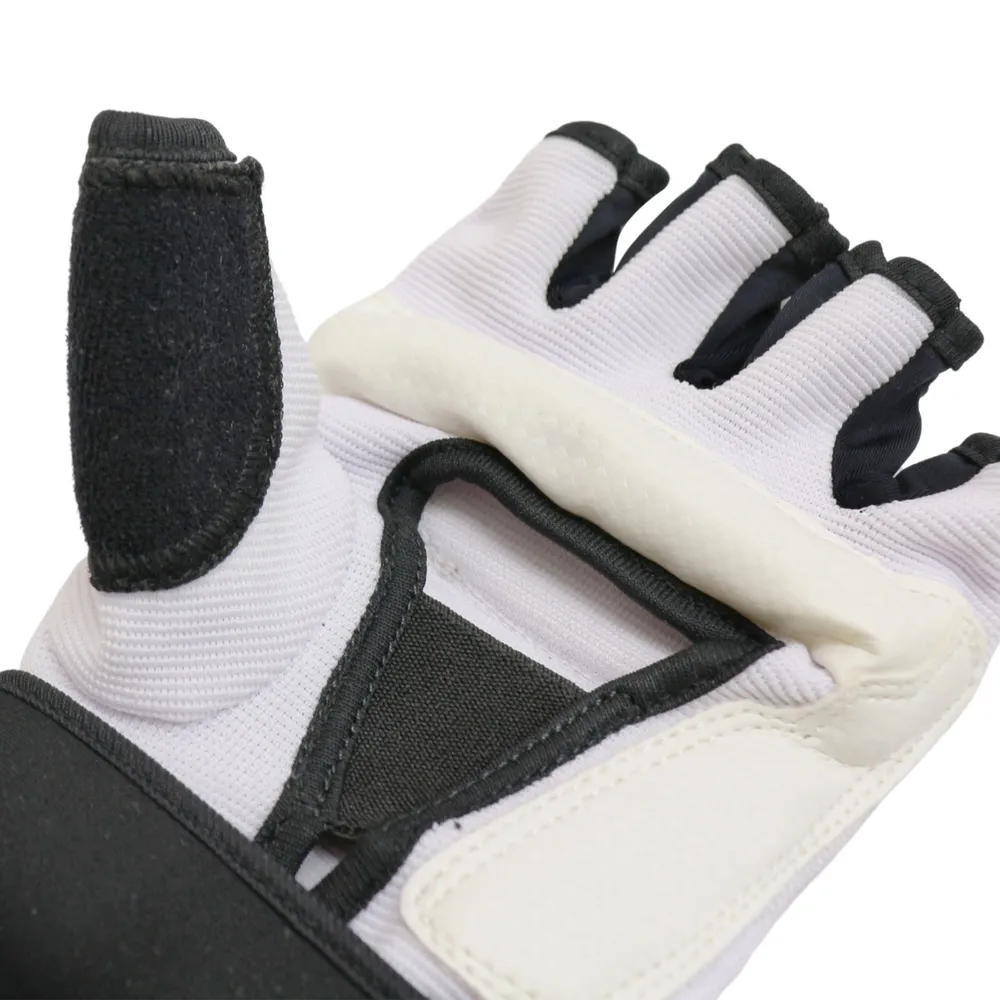  Перчатки BoyBo Тхэквондо WTF с фиксацией белые 