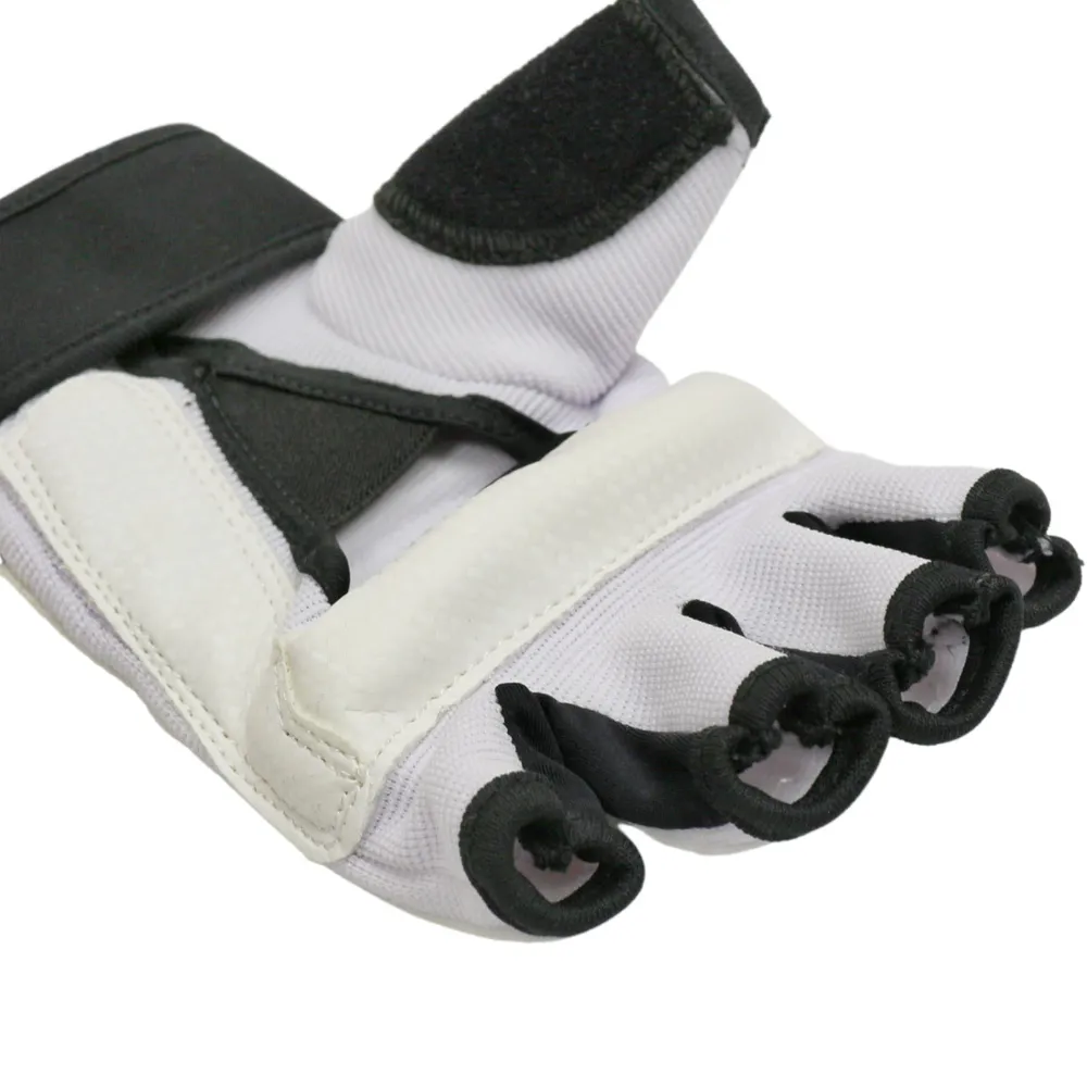  Перчатки BoyBo Тхэквондо WTF с фиксацией белые 