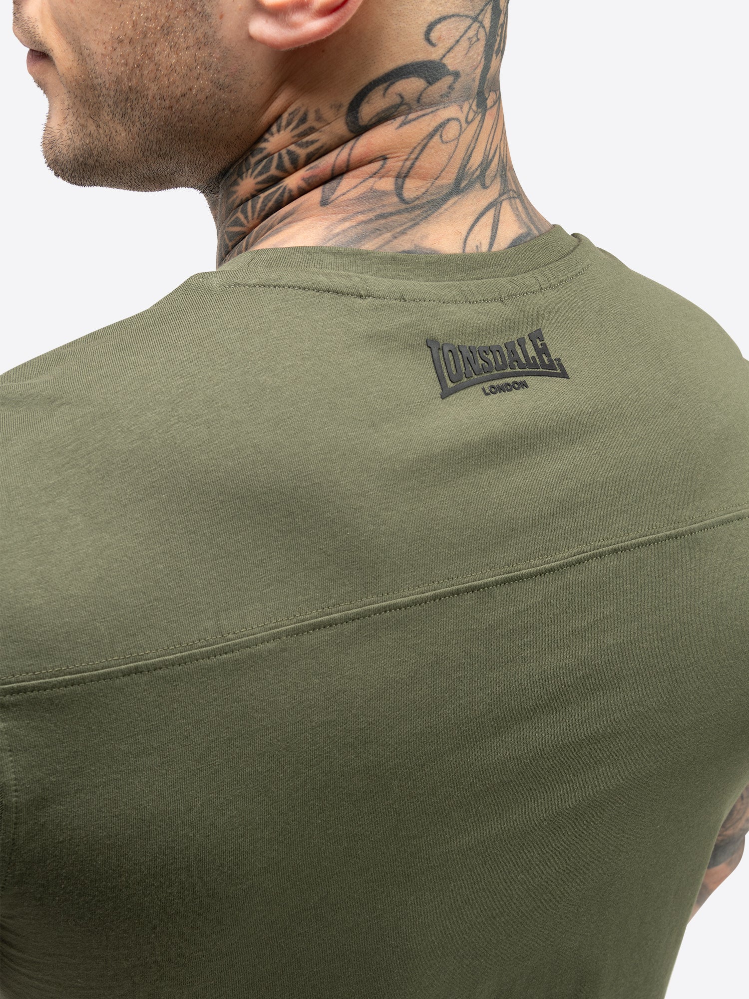  Футболка LONSDALE CRANTOCK оливковая 