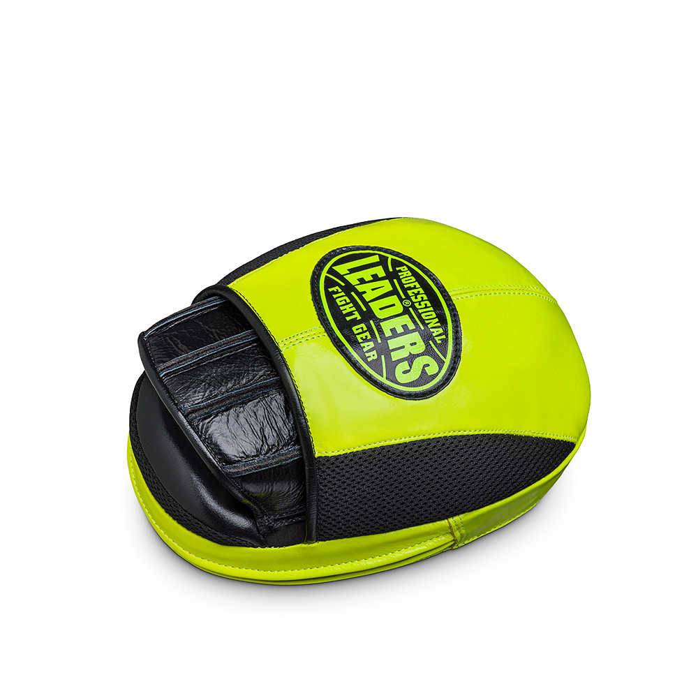  Лапы тренерские LEADERS SCARABAEUS CURVED BK/GN 