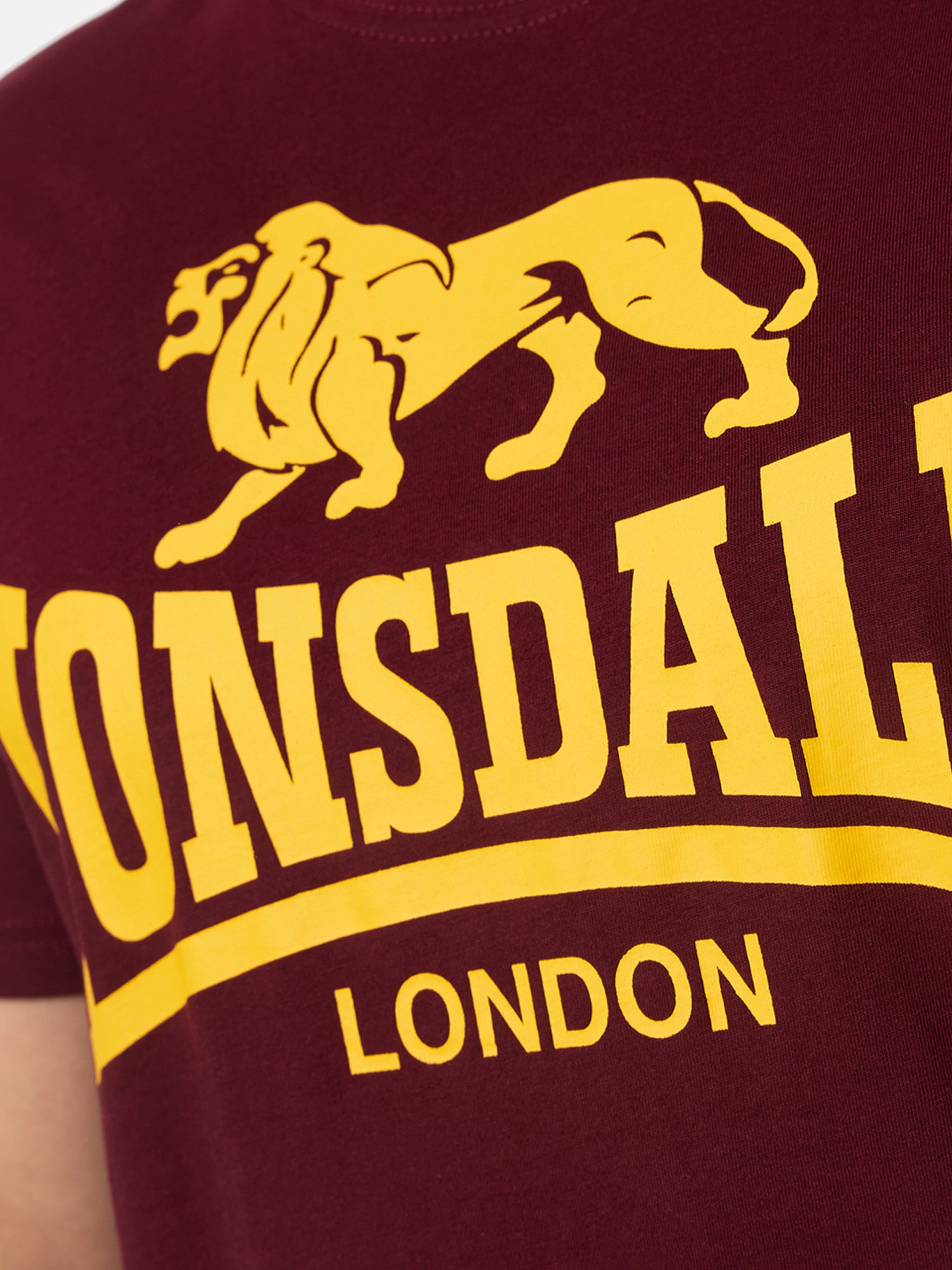  Футболка мужская LONSDALE LOGO Vintage Oxblood 